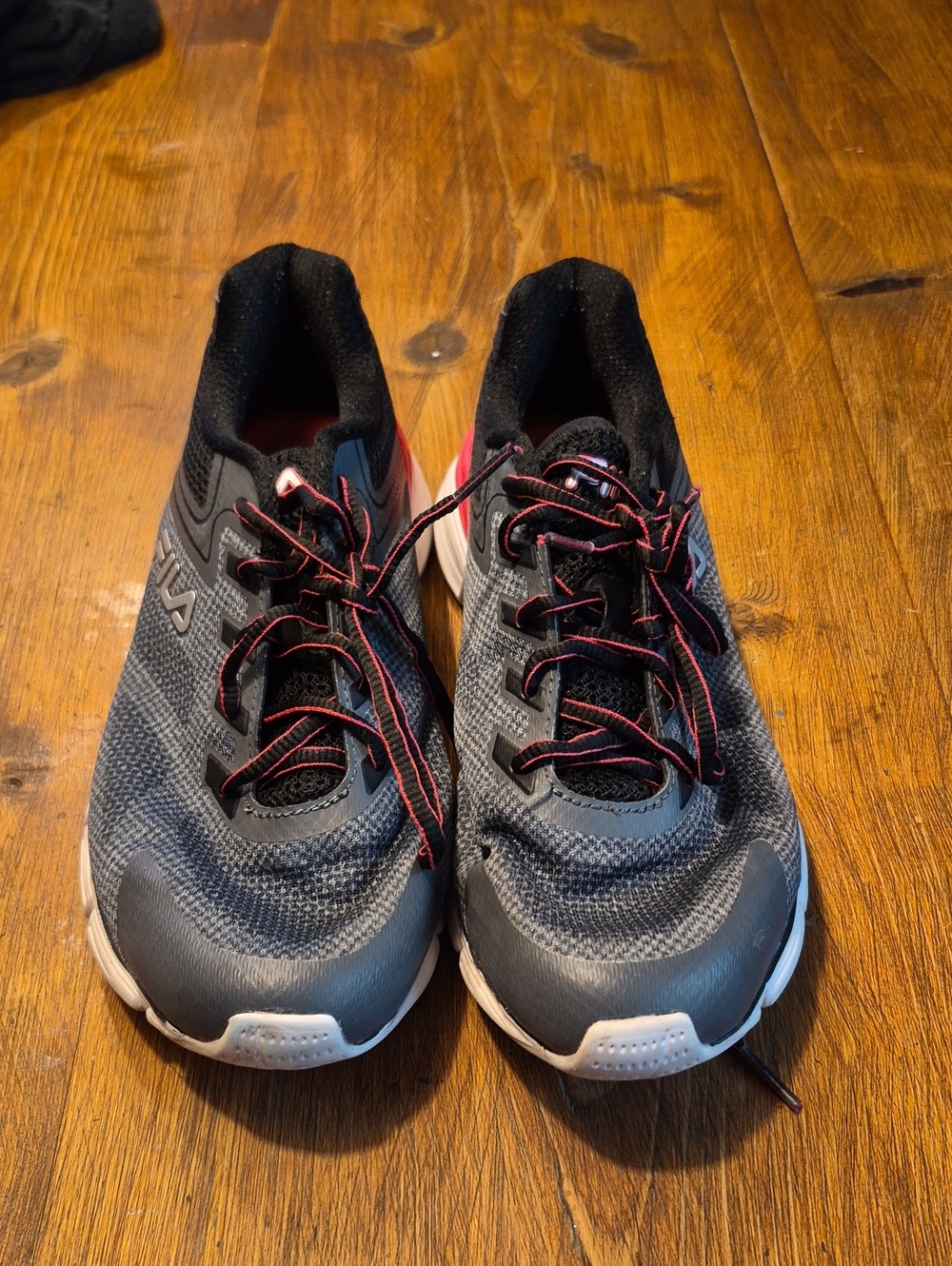 Fila Men's Gray Athletic Shoes with Black and Red Trim